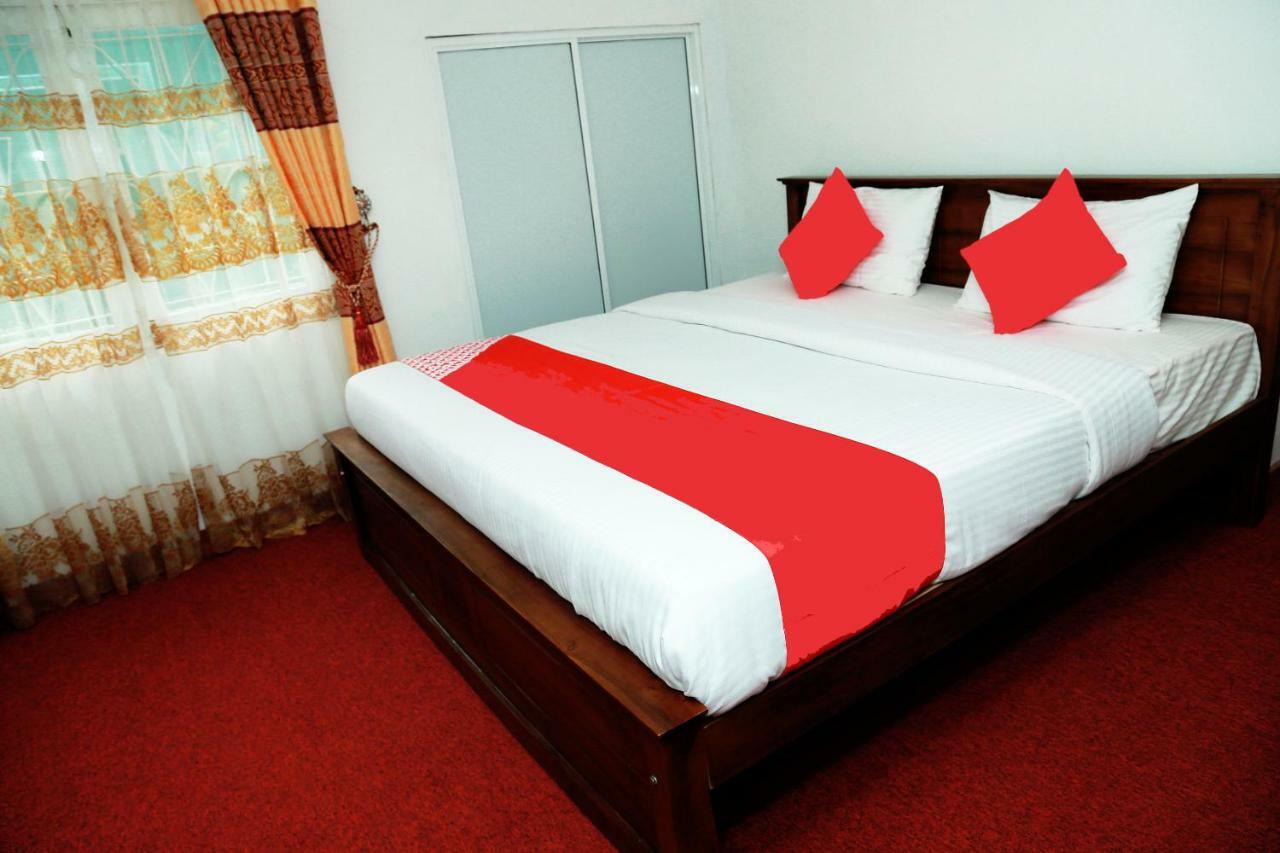 Oyo 238 Selva'S Guest House 努沃勒埃利耶 外观 照片