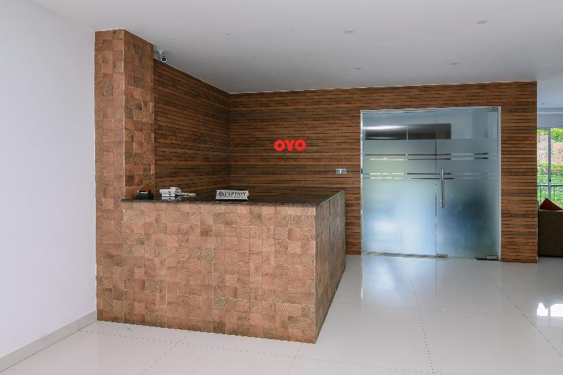 Oyo 238 Selva'S Guest House 努沃勒埃利耶 外观 照片