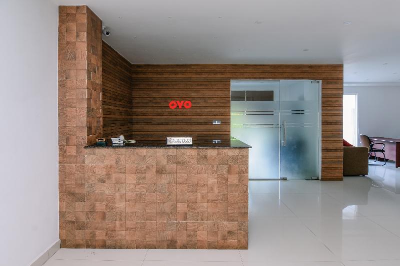 Oyo 238 Selva'S Guest House 努沃勒埃利耶 外观 照片