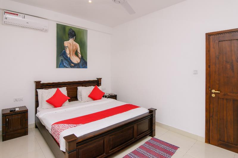 Oyo 238 Selva'S Guest House 努沃勒埃利耶 外观 照片